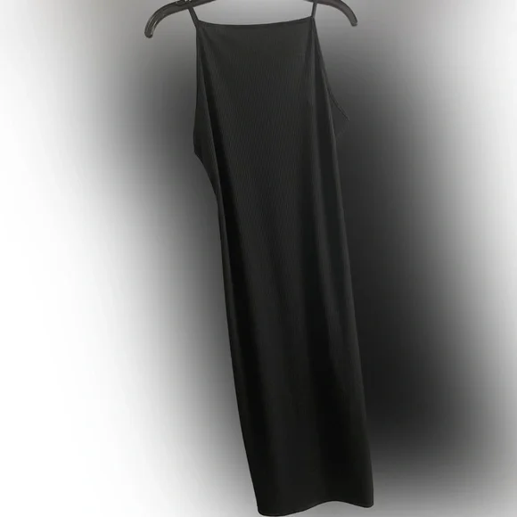 Two dresses - Picture 2 of 6